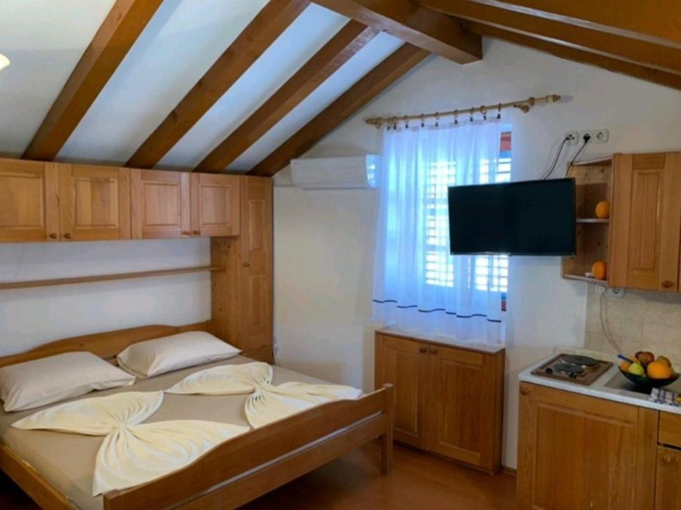 Lovely Studio Apartments Mali Raj Vrsar Exterior foto